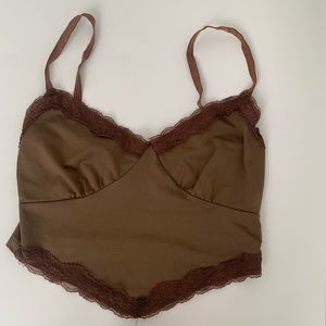 cropped tank top 🤎